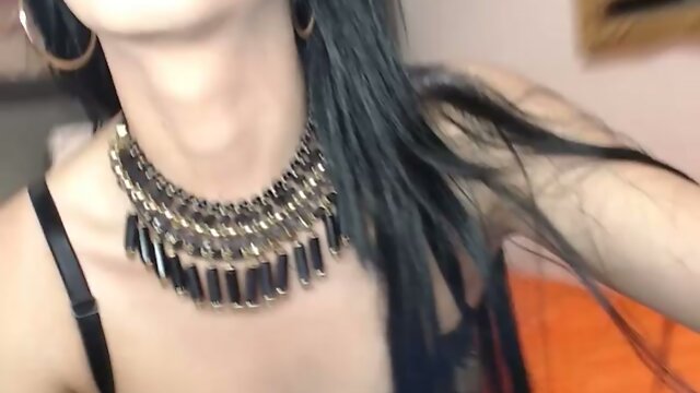 Sultry Seduction: Teen Shamele`s Tantalizing Performance