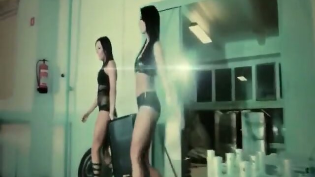 Exploring Teen Desires: An Intimate & Passionate Teen Sex Video