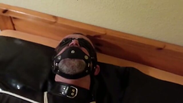 Leather Bondage: An Exciting Experience!