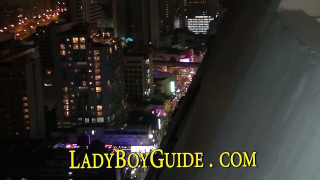 No Fear with Noofour: Wake Up and Enjoy the Big City!