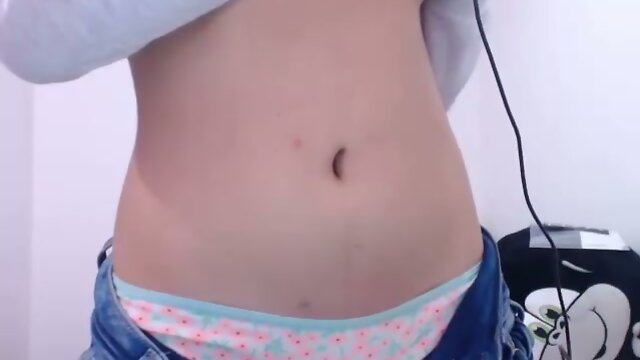 Seductive Strip Tease: Sexy Babe Jerking Off and Pleasing You!