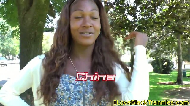 Busty nubian transexual in solo session