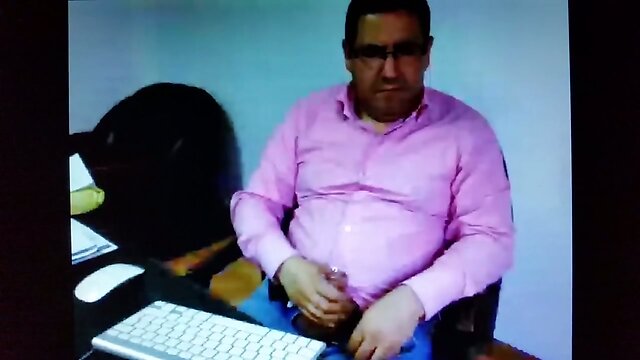 colombian daddy on cam