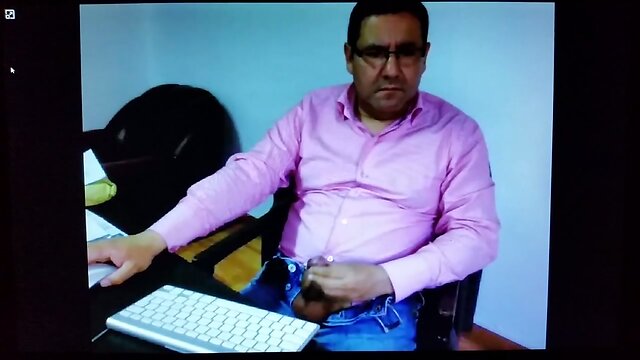 colombian daddy on cam