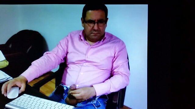 colombian daddy on cam