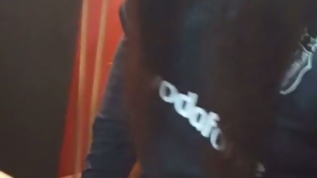 Sensual Moves & Curves: A Travesti Video