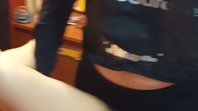 Sensual Moves & Curves: A Travesti Video