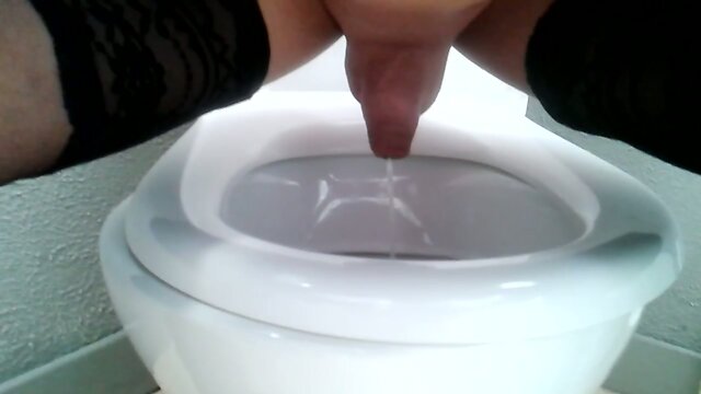 Long CD sissy pee