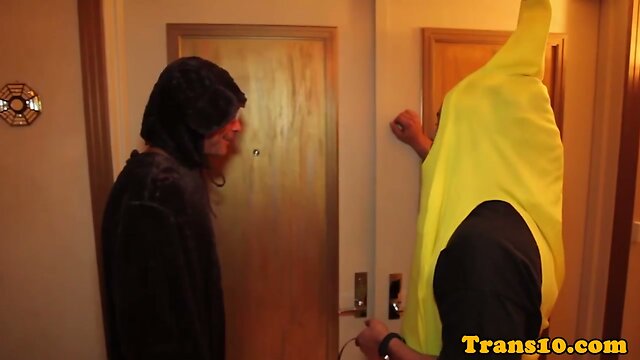 TS interracial spitroasted by black blokes