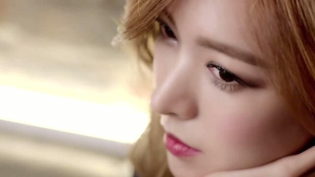HELLOVENUS - (I'm ill) SHEMALEVENUS - Shemale PMV