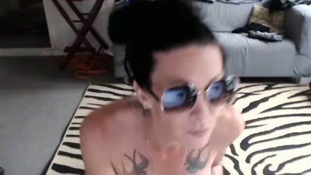 Seduction Unleashed: Steamy Porno Star Scene!