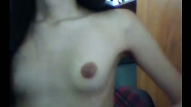 Hot and Horny Tranny Ready to Make You Cum Hard - Youngertrannies Video