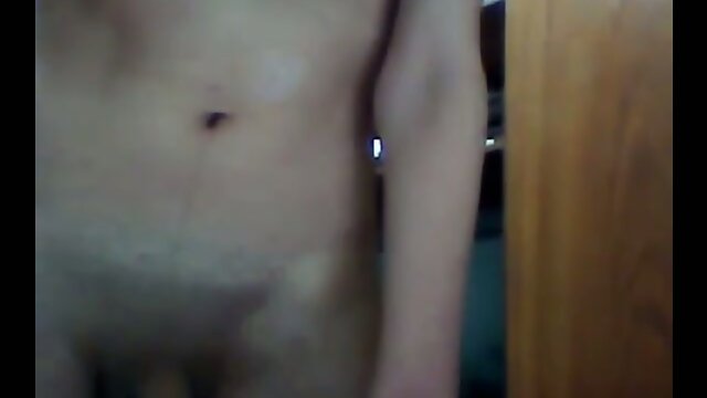 Hot and Horny Tranny Ready to Make You Cum Hard - Youngertrannies Video