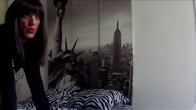 Anita Crossdresser Tgirl & Woman Strapon