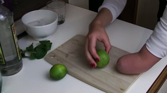 Amputee Sensuality Unveiled: An Empowering Porn Shamele Video