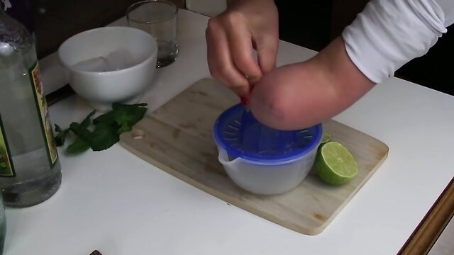 Amputee Sensuality Unveiled: An Empowering Porn Shamele Video