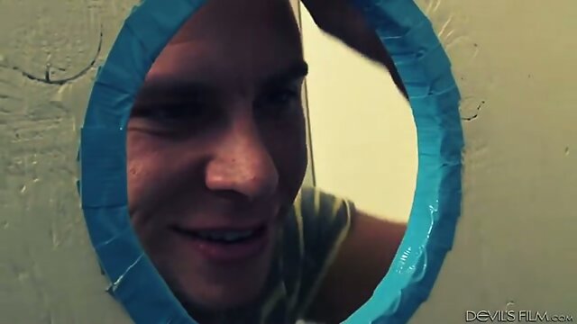 TS Isabella Sorrenti gets a surprise in the toilets