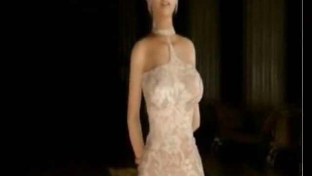 3D Big Cock Futanari Destroys Babe!