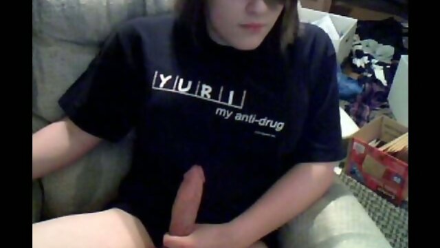 Crossdress Yourself To Be a Sissy GF!