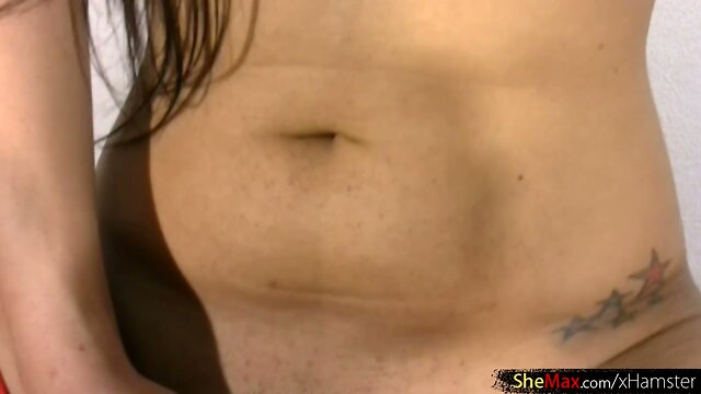 Red Hot Latin T-Girl Brenda Lima Jerks Off for You!