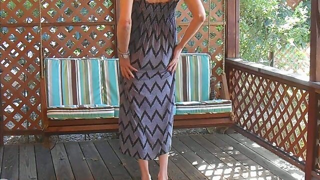 Swinging In The Nude