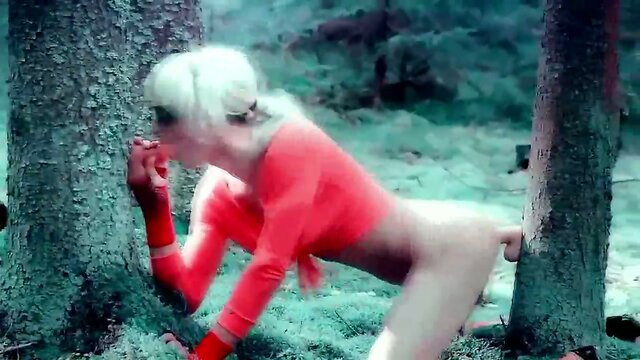 Lola Spais Wild pussy