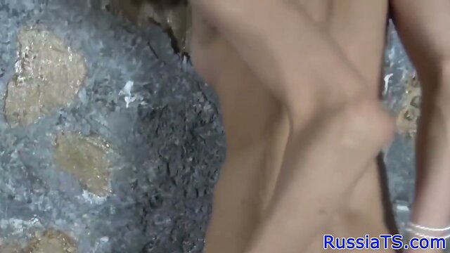 Russian tranny toying her tight asshole