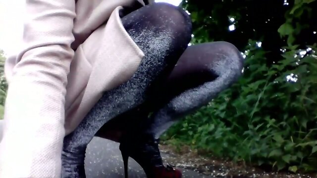 A Wild Outdoor Rendezvous: Passionate Sex in the Great Outdoors