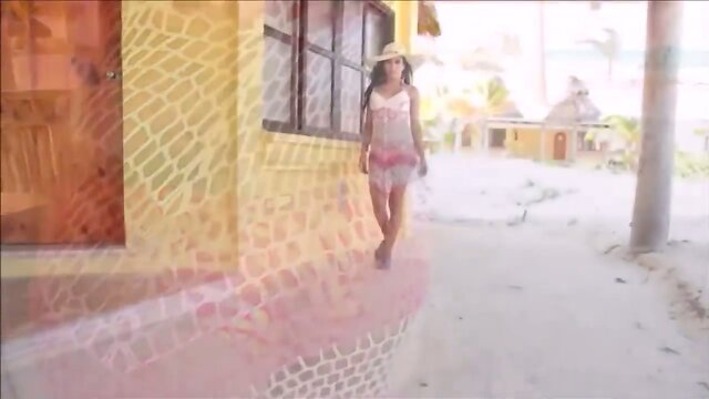 TS dream girlfriend Lizzy Laynez