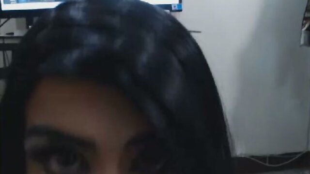 TS Luxyshy in a Hot Blowjob POV