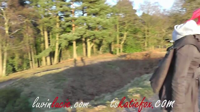 Lucie Sparkles meets Bogdan