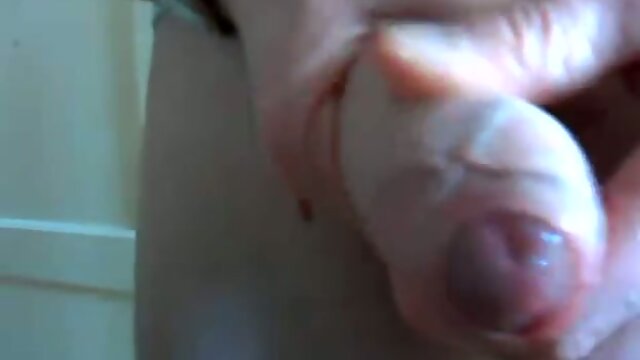 Tucker`s Private Share: A Tranny Porn Video for You!