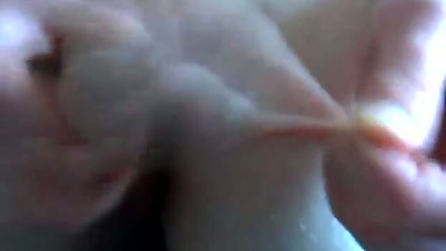 Tucker`s Private Share: A Tranny Porn Video for You!