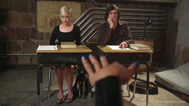 Failing Anatomy: Mercy & Tony Get Private Tutoring from Venus Lux