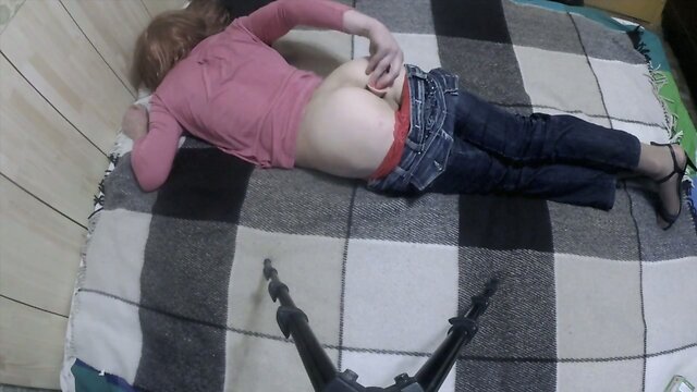 Crossdresser fucked by small dildo