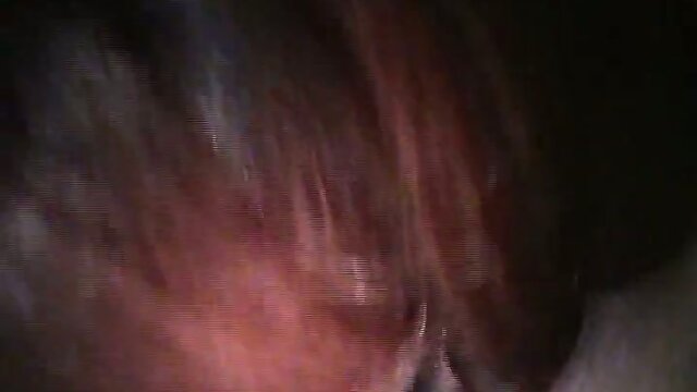 Hotel Room Facials: An Amateur Couple`s Sexy Getaway