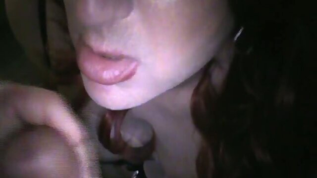 Hotel Room Facials: An Amateur Couple`s Sexy Getaway