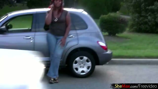 Redhead shebabe strips down in exchange for the car fix