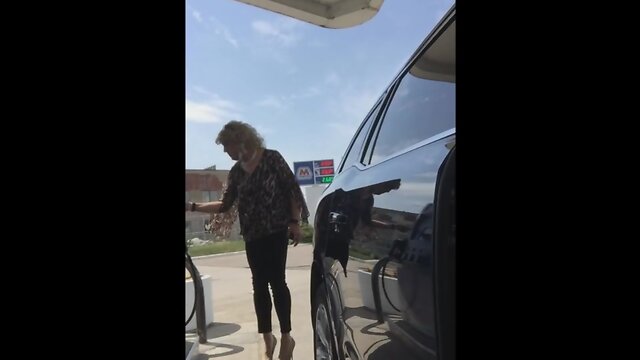 Paula's Shopping Trip