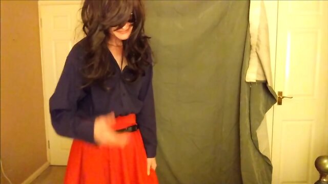 Black toy and hands free cummin'