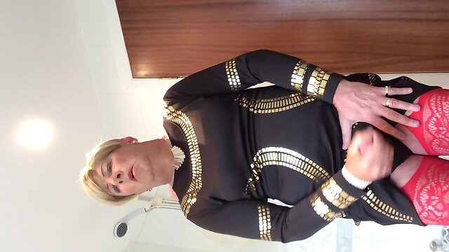 Sissy Crossdresser Sonia wanking on a wet Tuesday