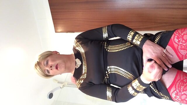 Sissy Crossdresser Sonia wanking on a wet Tuesday