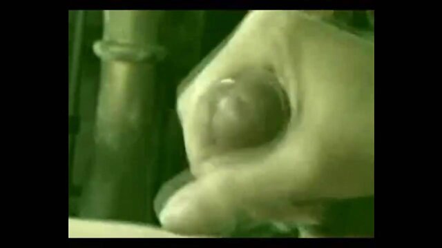 Daddy Male Solo Shemale: Exploring Sensuality in a Solo Performance