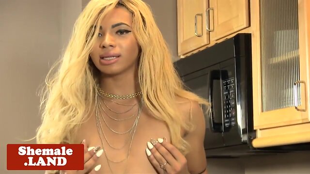 Alluring black tranny spreading ass closeup