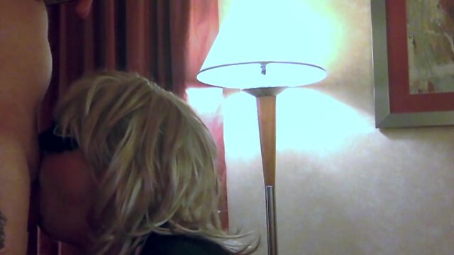 Sucking off a Hotel Visitor