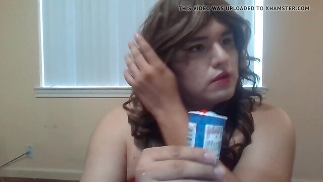 myself tscuteveronica a tranny eating ice cream