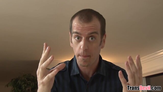 TS Diamond Dixon shows up late for work