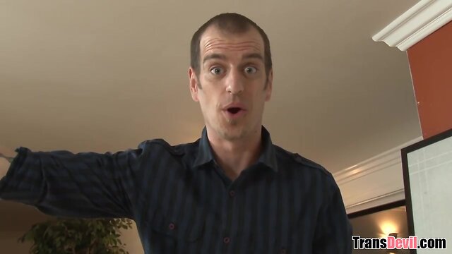 TS Diamond Dixon shows up late for work