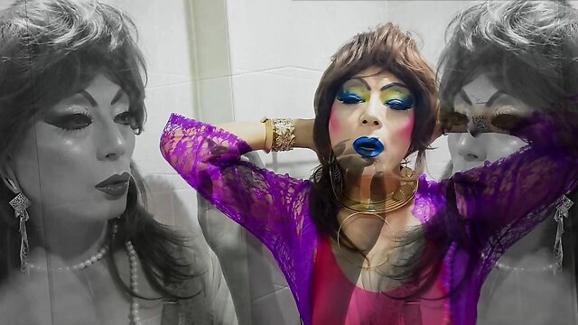 Fantasy Fetish: Shemale Heavy Makeup, Sissy Makeup