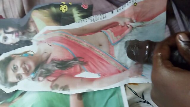 Hot moaning on Tamil actress